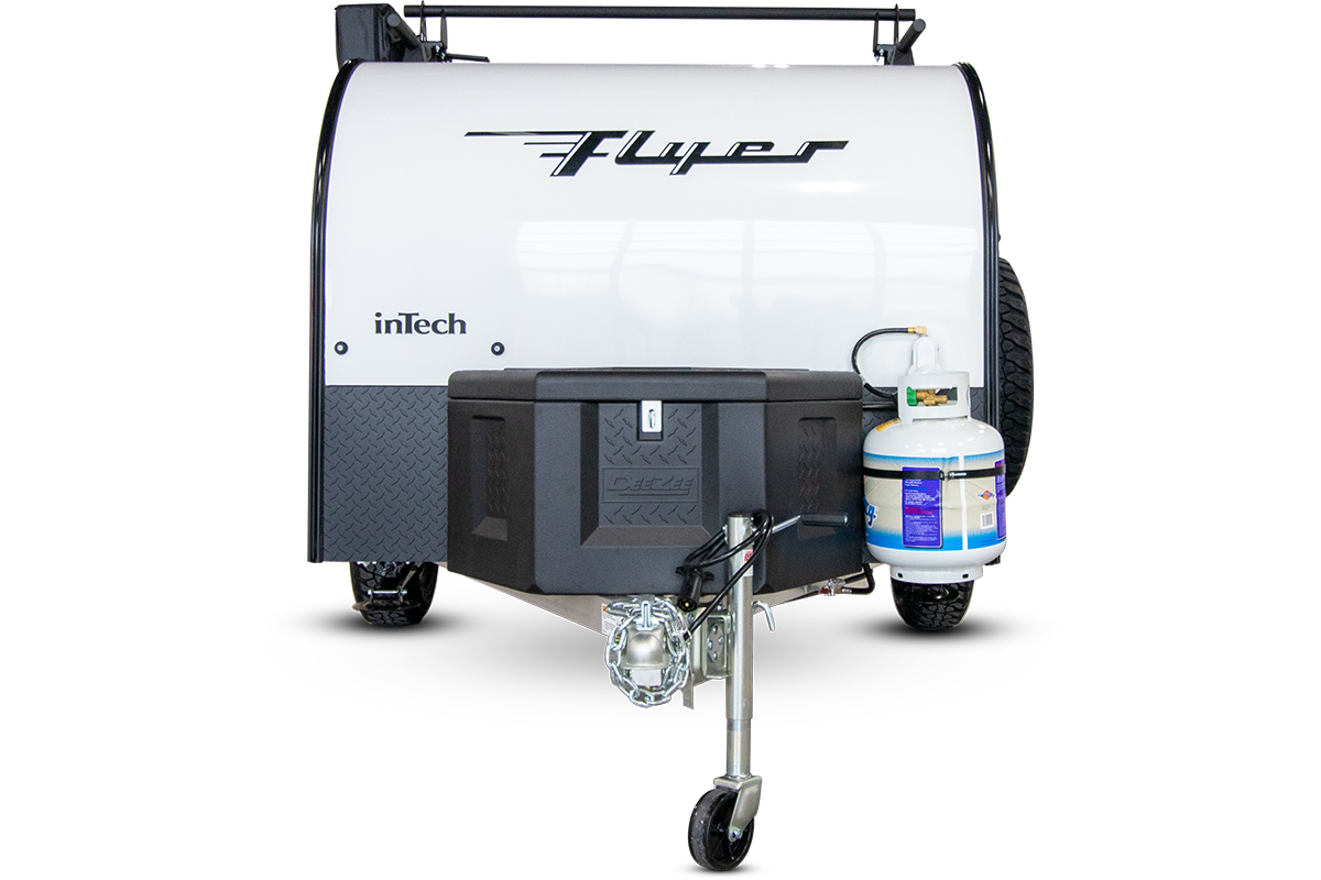 Flyer Pursue camper exterior