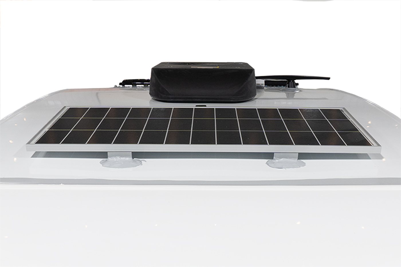 inTech 200 Watt Charging System