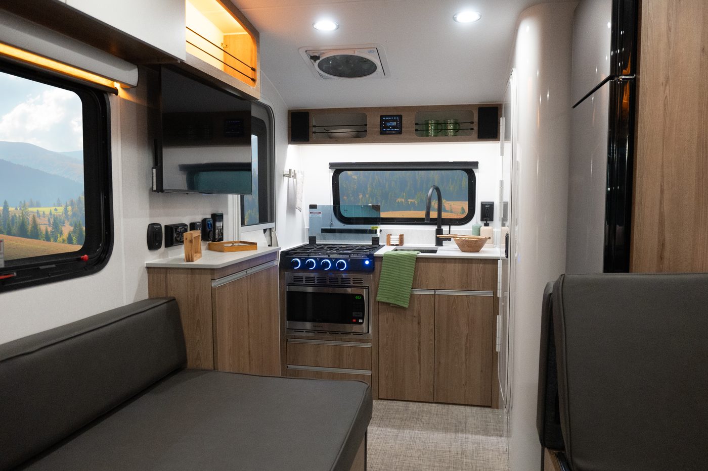 Sol Dawn kitchen