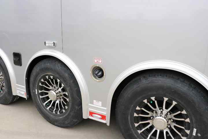 inTech Gooseneck Trailer