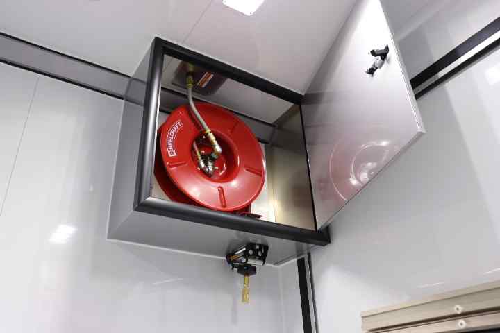 inTech Gooseneck Trailer