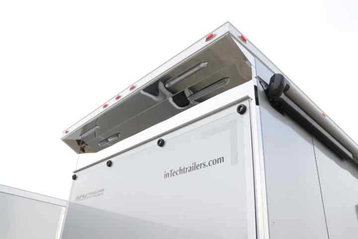 inTech Gooseneck Trailer