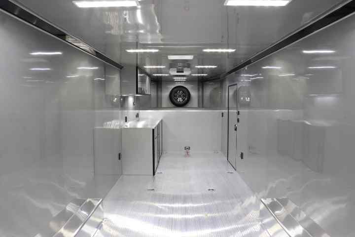 inTech Gooseneck Trailer
