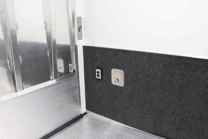 inTech Gooseneck Trailer