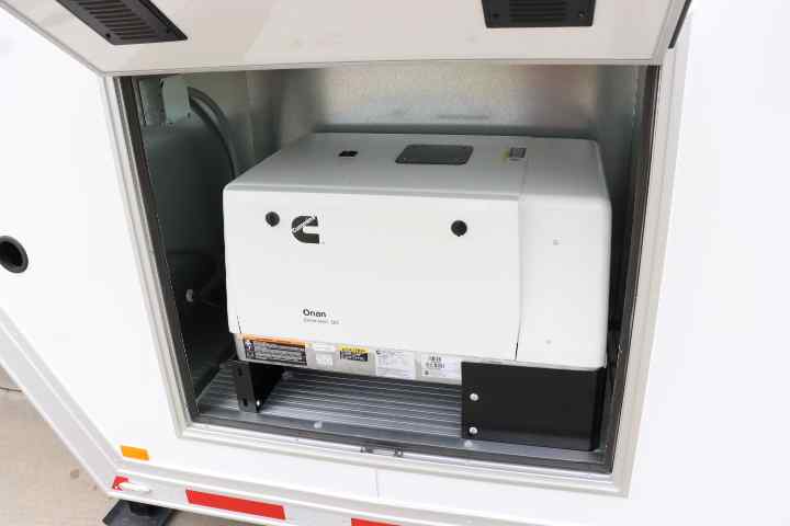 inTech Gooseneck Trailer