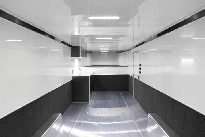 inTech Gooseneck Trailer