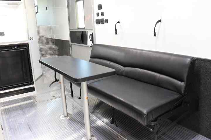 inTech Gooseneck Trailer