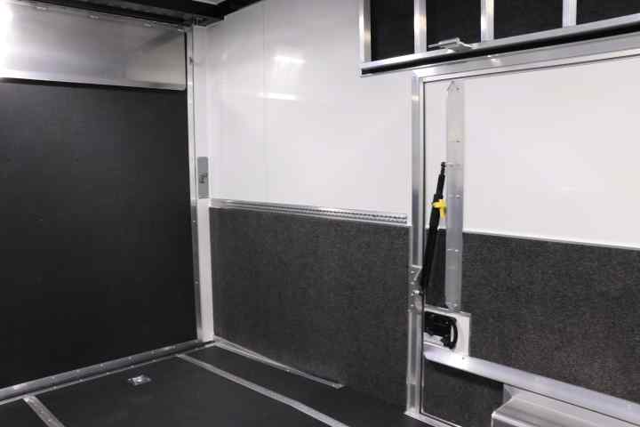 inTech Gooseneck Trailer