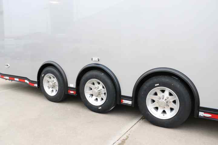 inTech Gooseneck Trailer