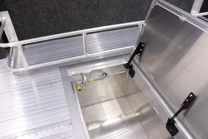 inTech Gooseneck Trailer