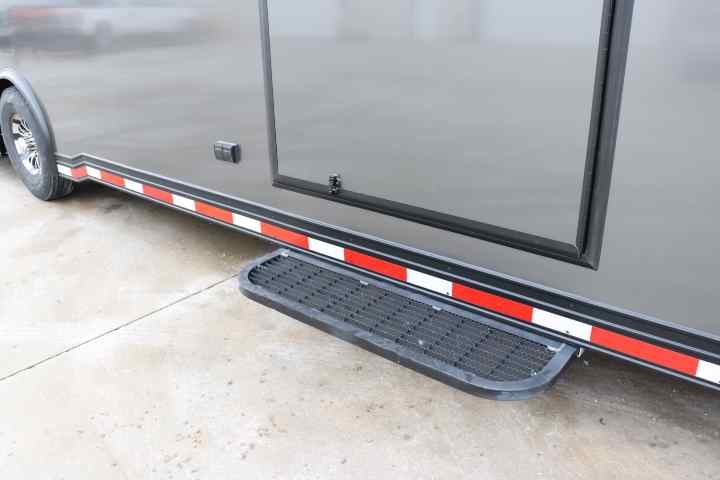inTech Gooseneck Trailer