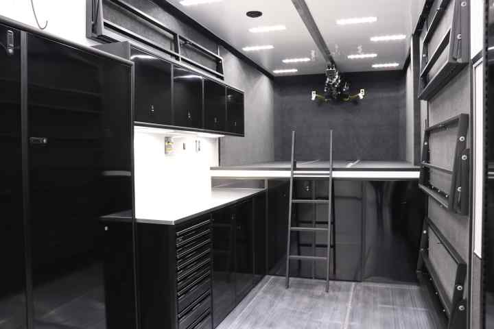 inTech Gooseneck Trailer