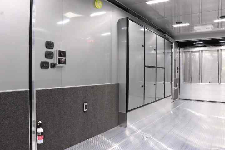 inTech Gooseneck Trailer