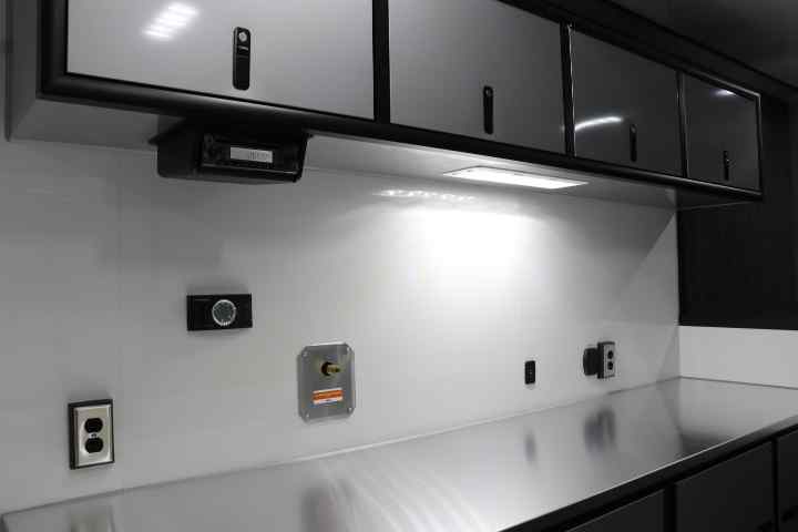 inTech Gooseneck Trailer