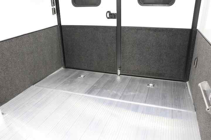 inTech Gooseneck Trailer