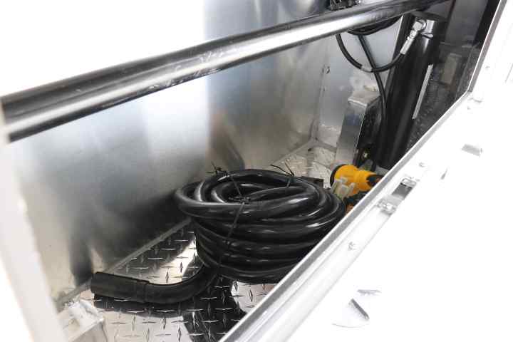 inTech Gooseneck Trailer