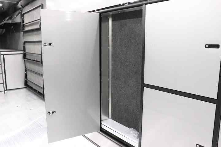 inTech Gooseneck Trailer