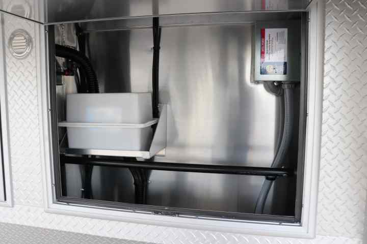 inTech Gooseneck Trailer