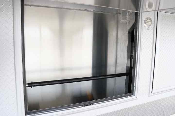 inTech Gooseneck Trailer