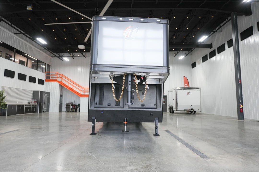 inTech Gooseneck Trailer