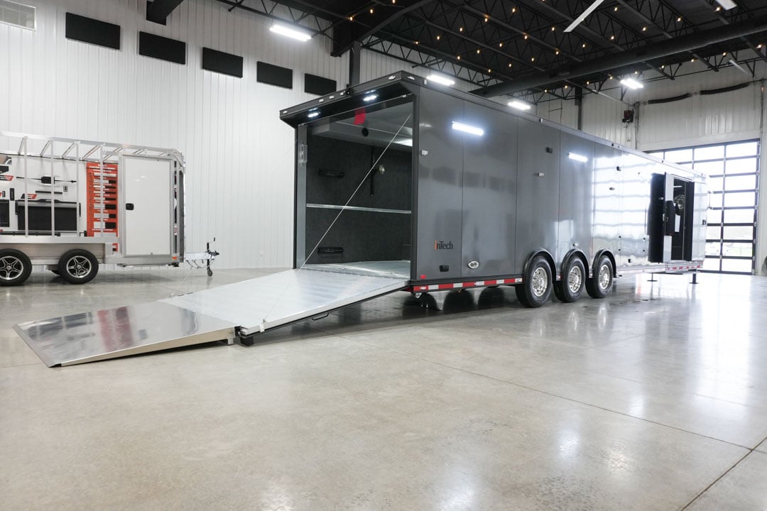 inTech Gooseneck Trailer