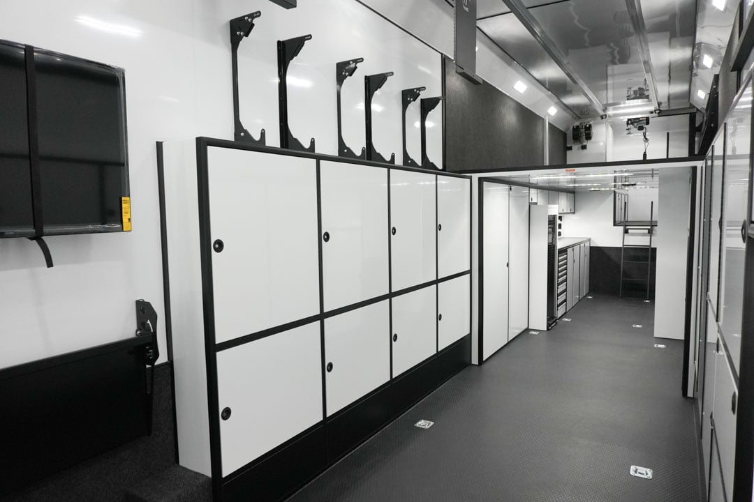 inTech Gooseneck Trailer