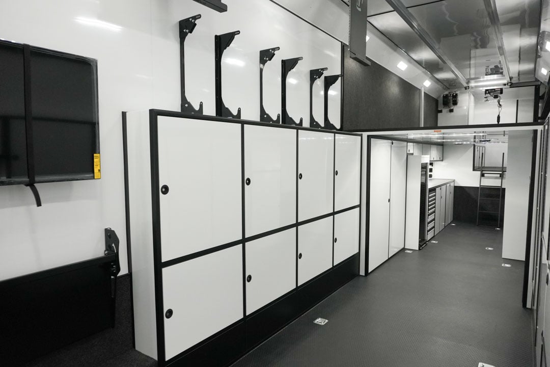 inTech Gooseneck Trailer