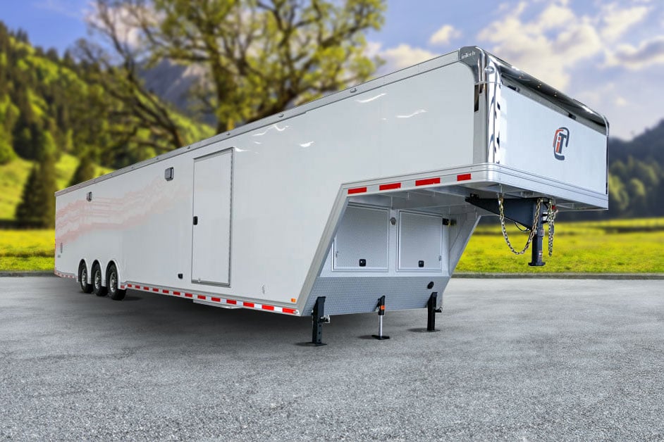 inTech Gooseneck Trailer