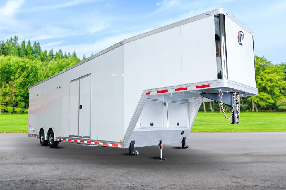 inTech Gooseneck Trailer