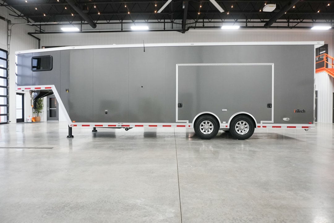 inTech Gooseneck Trailer