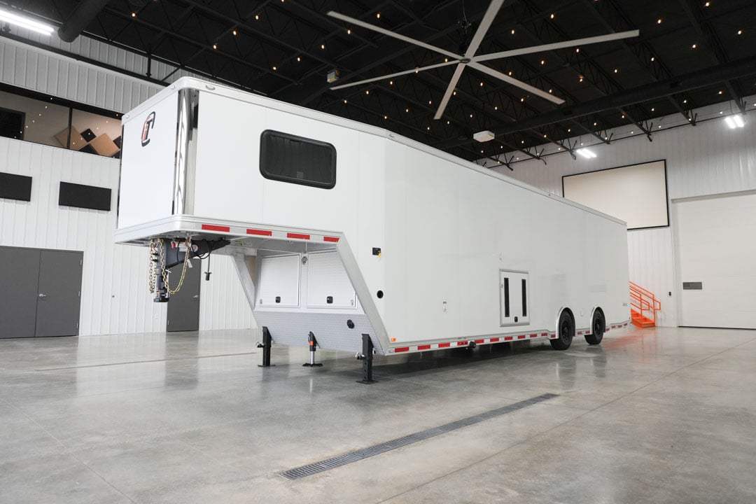 inTech Gooseneck Trailer