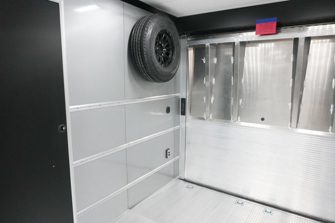 inTech Gooseneck Trailer