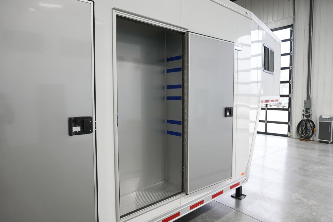 inTech Gooseneck Trailer
