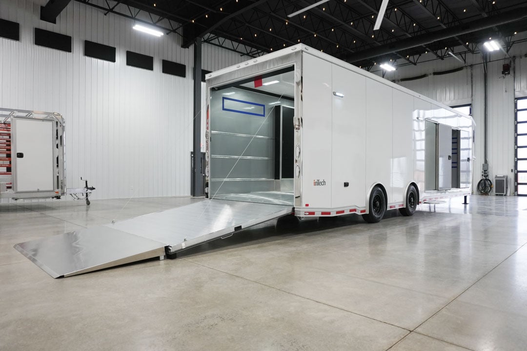 inTech Gooseneck Trailer