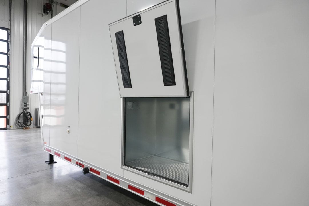 inTech Gooseneck Trailer