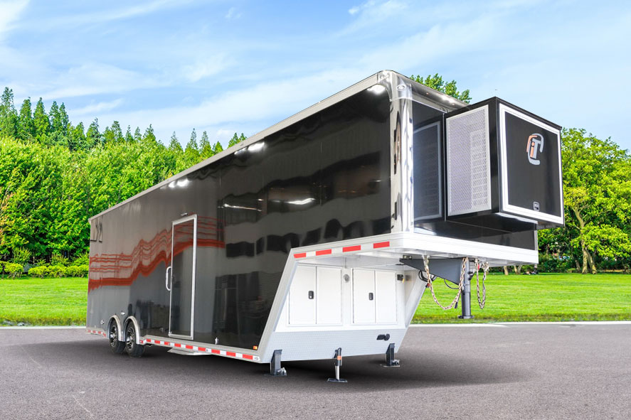 inTech Gooseneck Trailer