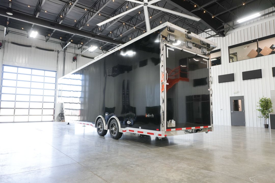 inTech Gooseneck Trailer