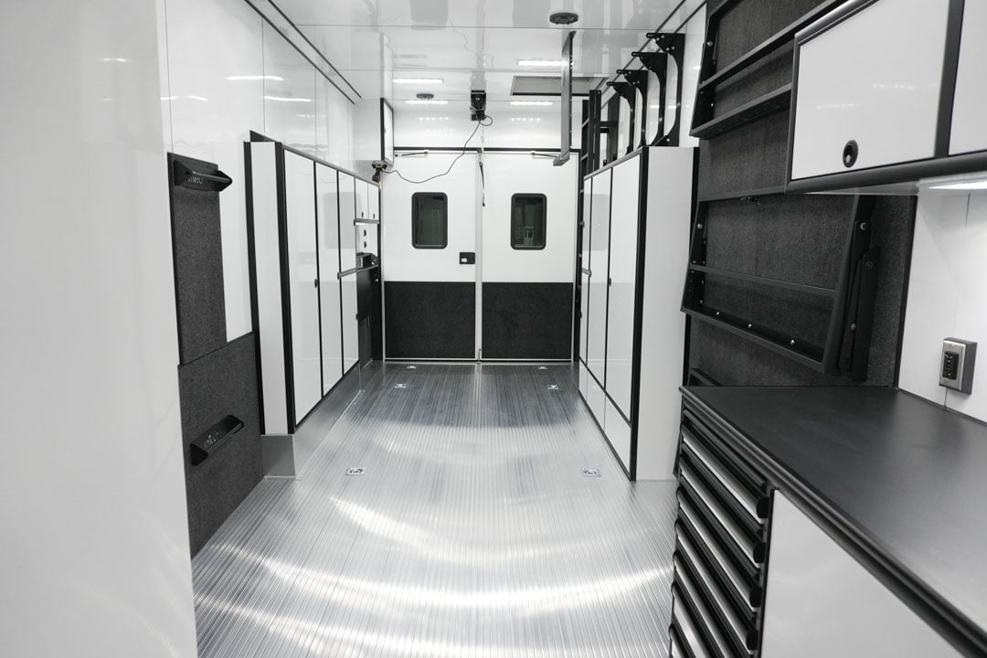 inTech Gooseneck Trailer