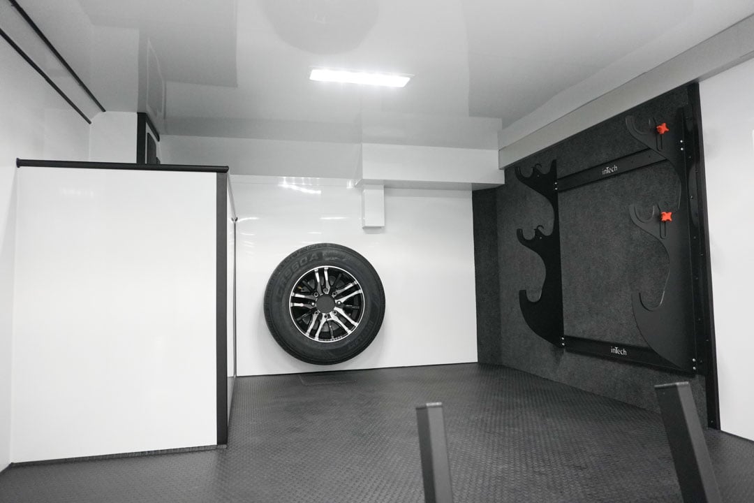 inTech Gooseneck Trailer