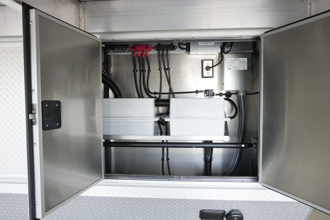 inTech Gooseneck Trailer