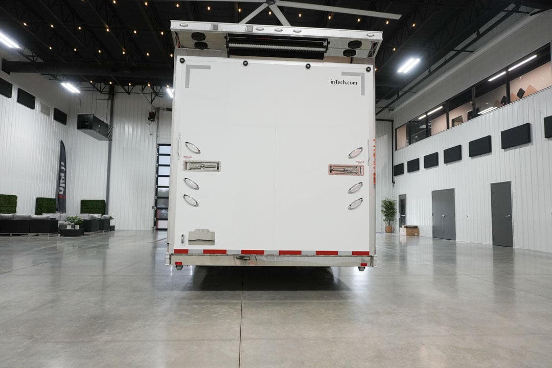 inTech Gooseneck Trailer
