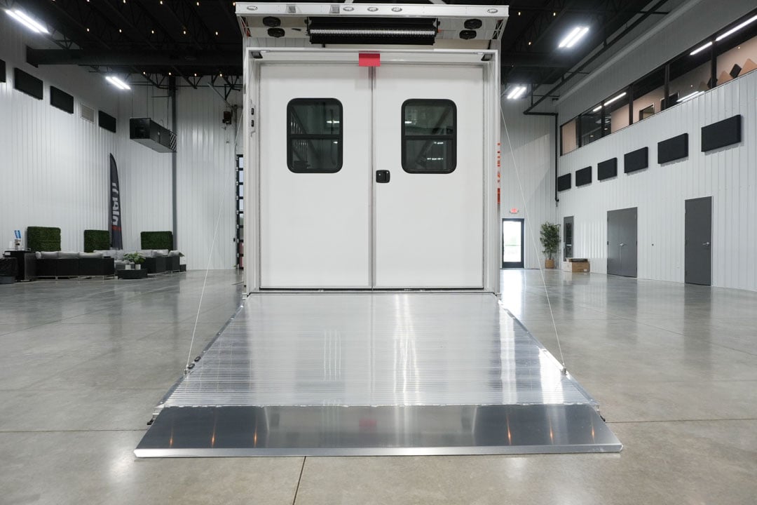 inTech Gooseneck Trailer