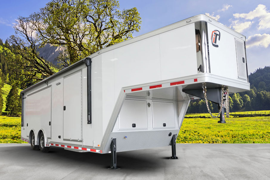 inTech Gooseneck Trailer
