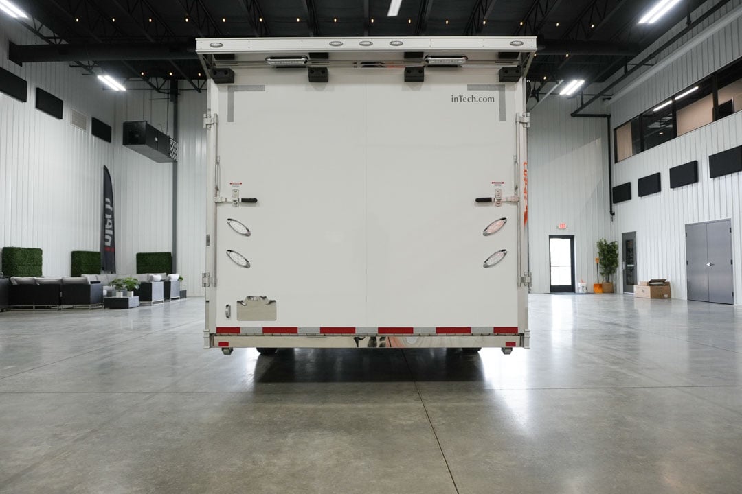 inTech Gooseneck Trailer