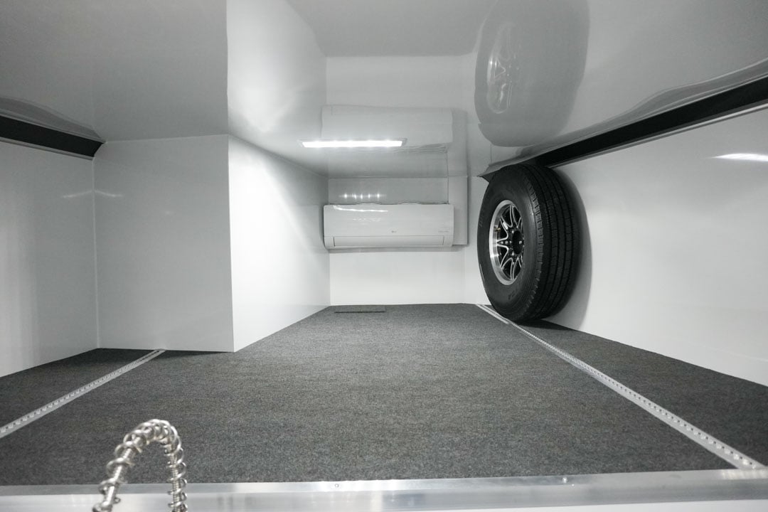 inTech Gooseneck Trailer