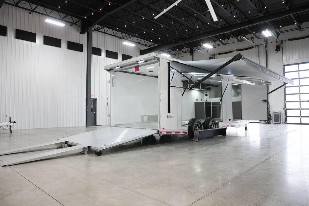 inTech Gooseneck Trailer