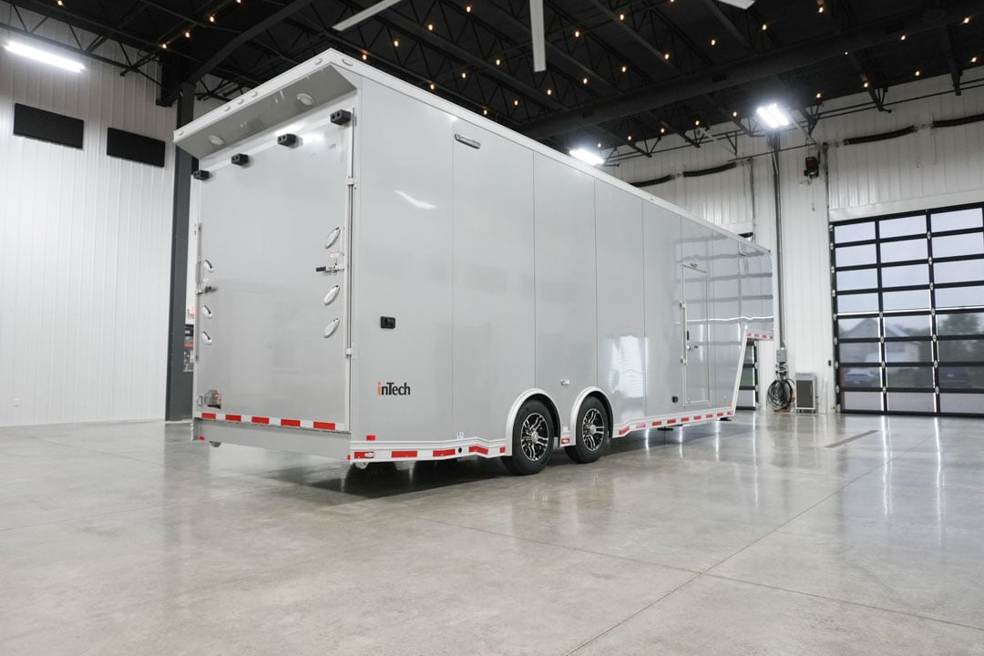 inTech Gooseneck Trailer