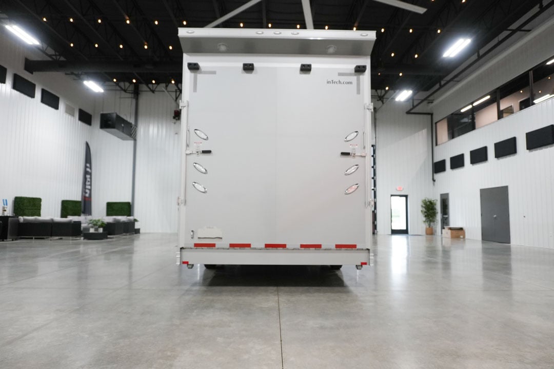 inTech Gooseneck Trailer
