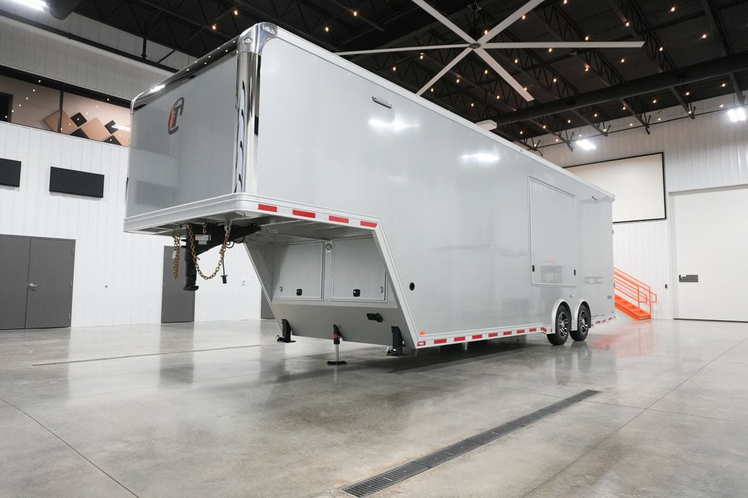inTech Gooseneck Trailer