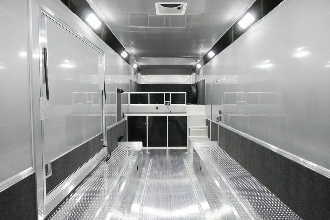 inTech Gooseneck Trailer